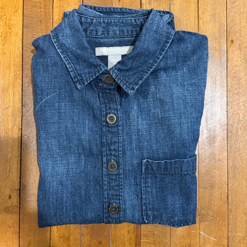 Banana Republic Factory Blue Denim Long Sleeve Button Up Shirt Size SP
